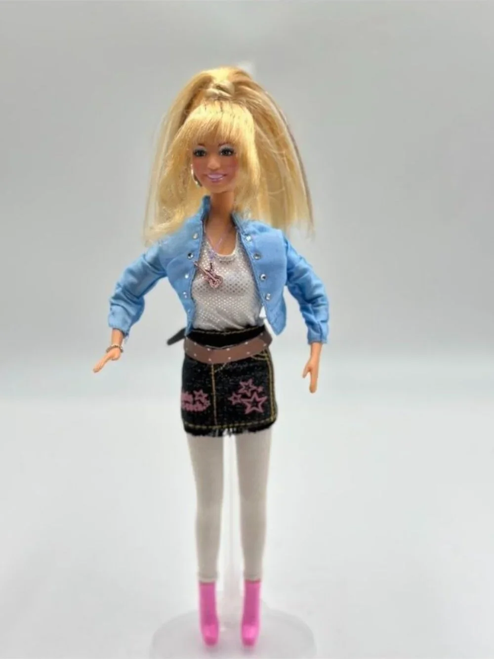 Hannah Montana Doll Concert Collection Sings